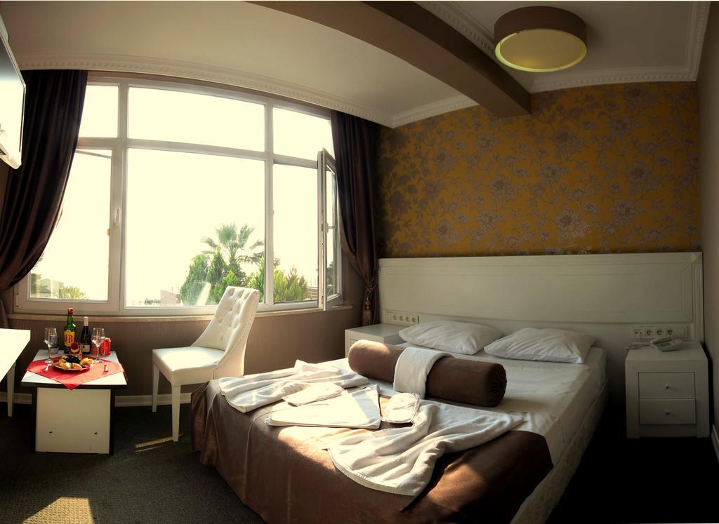 Blue Marine Hotel Sekerpinari Стая снимка