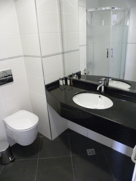 Blue Marine Hotel Sekerpinari Екстериор снимка